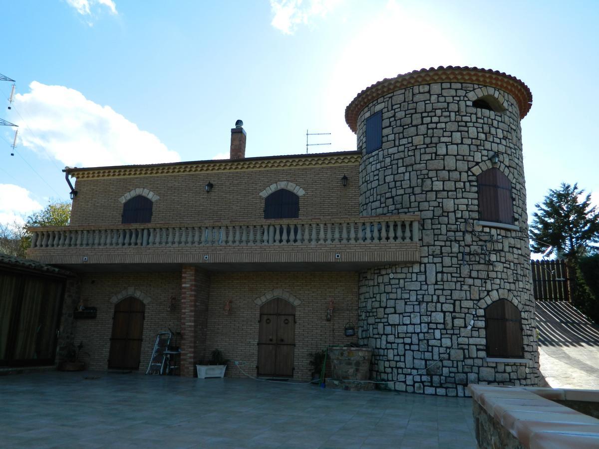 مبيت وإفطار Valguarnera Caropepe Castello المظهر الخارجي الصورة